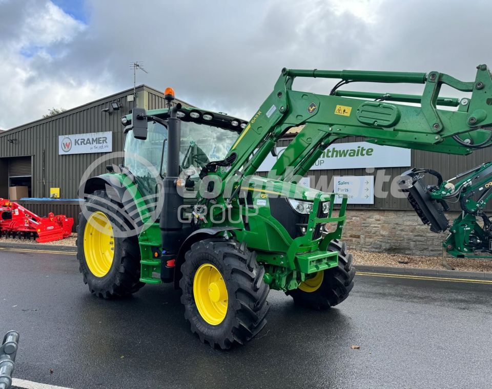 John Deere 6R120