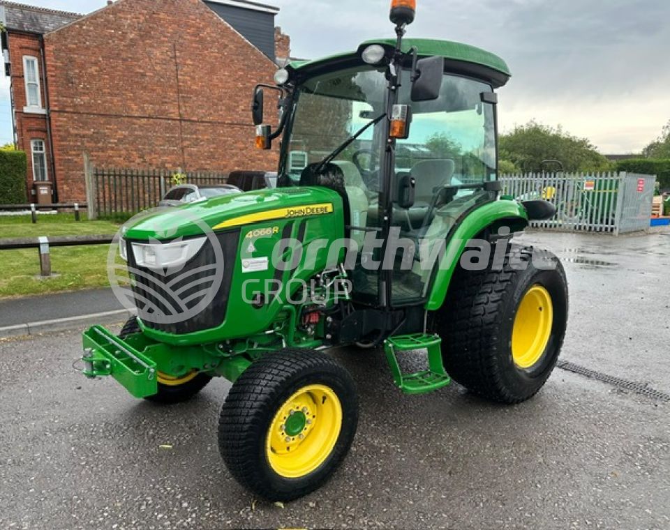 John Deere 4066R