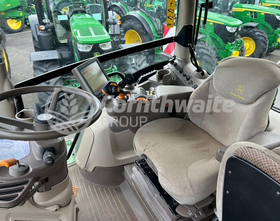 John Deere 6250R