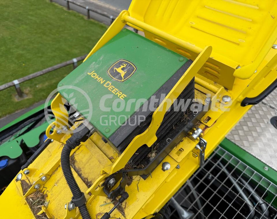 John Deere 8600i