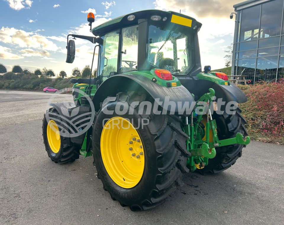John Deere 6130M