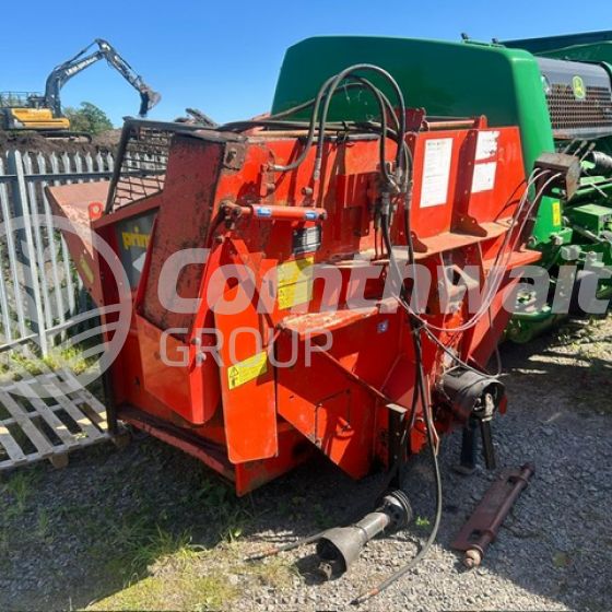 Kuhn Primo Straw Chopper