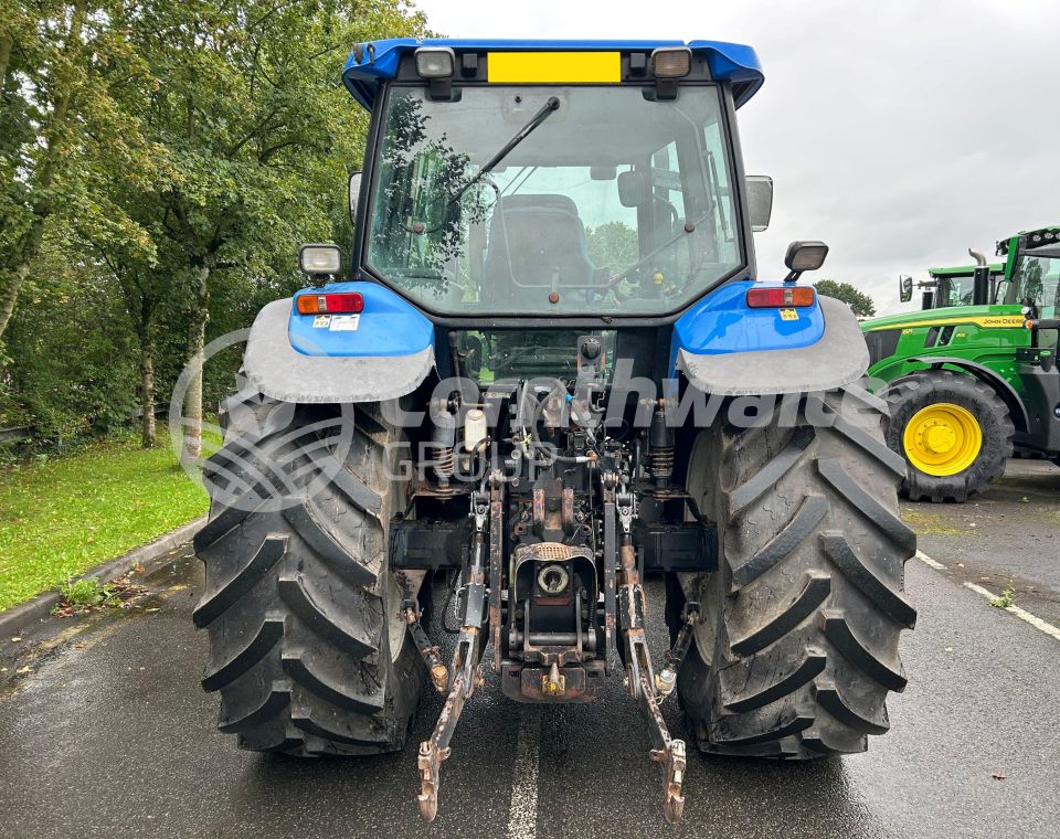 New Holland TM140