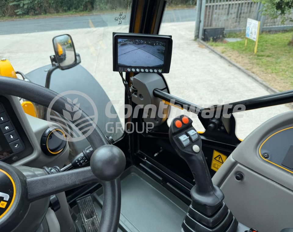JCB TM420s