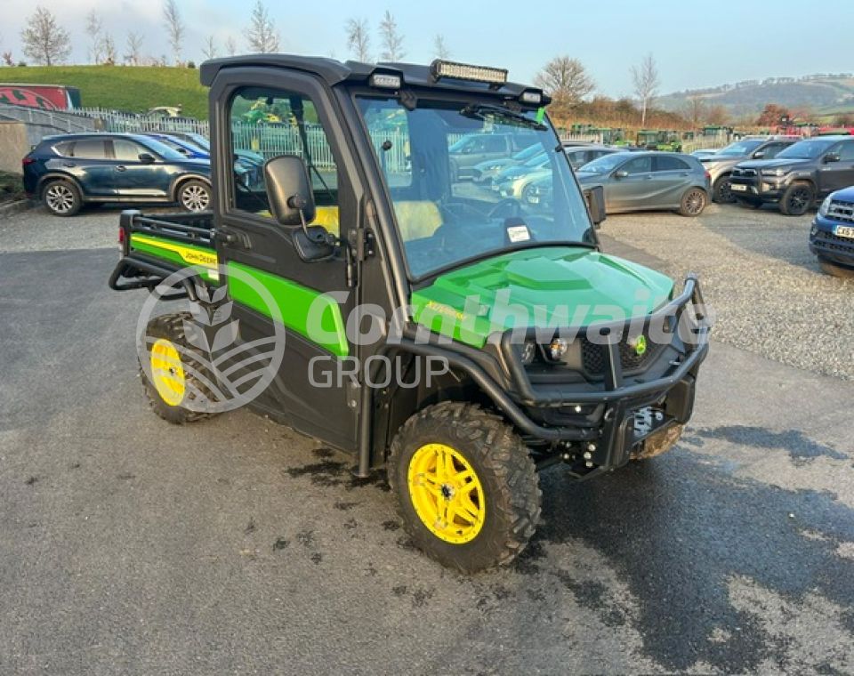 John Deere 865M