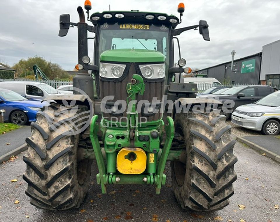 John Deere 6R 195