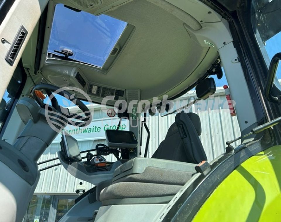 Claas Axion 850
