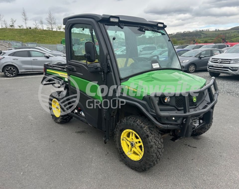 John Deere 865M