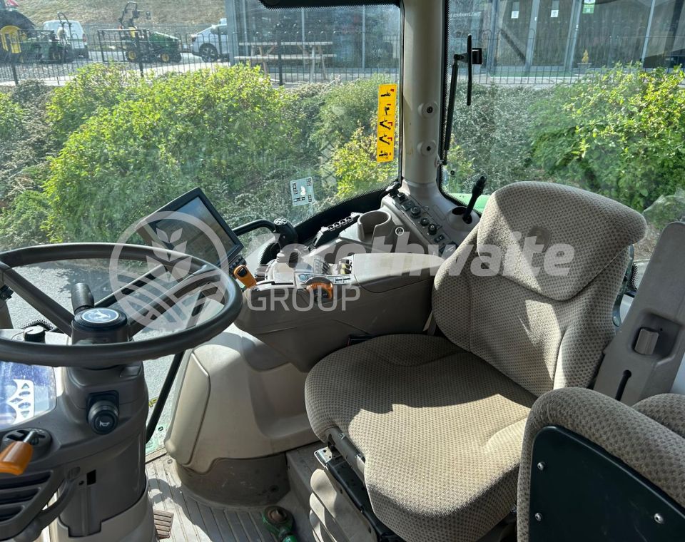 John Deere 6155R