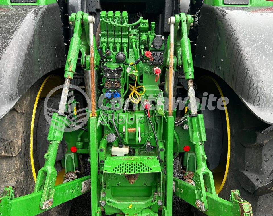 John Deere 6R 250