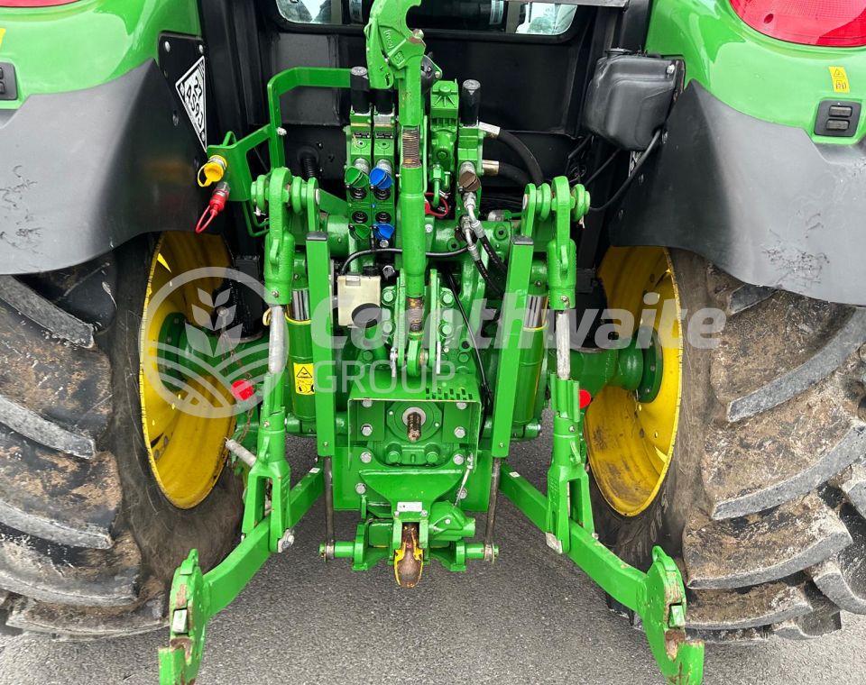 John Deere 5100R