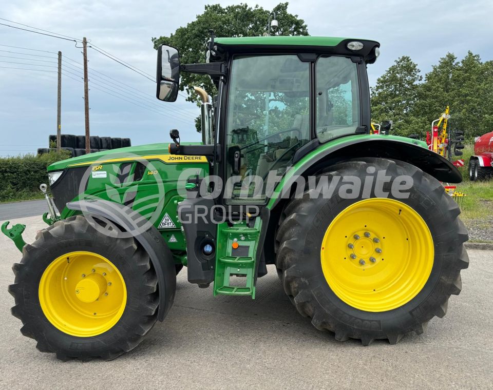 John Deere 6R 140