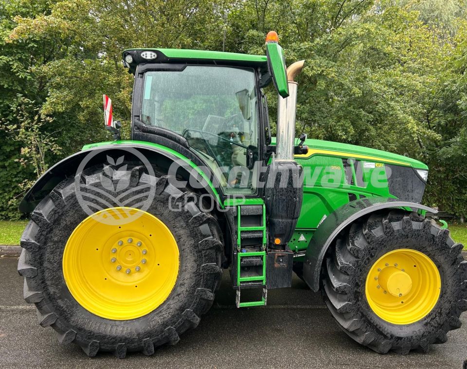 John Deere 6R 250