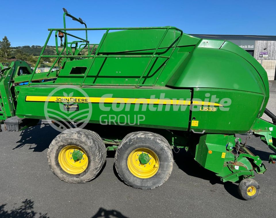John Deere L1533