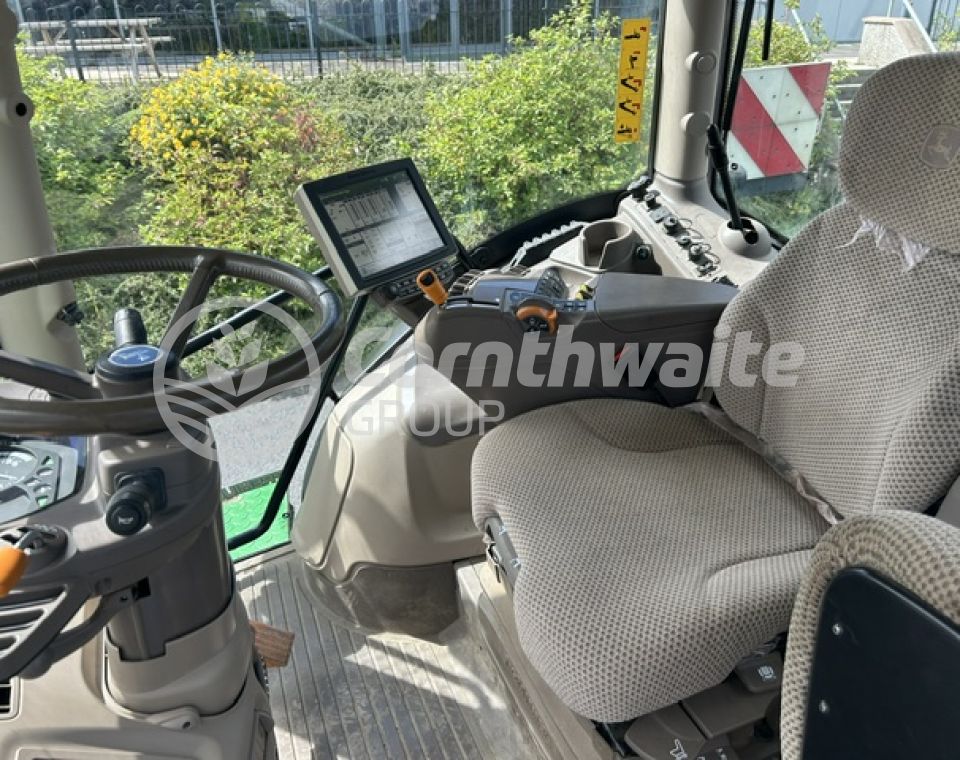 John Deere 6250R