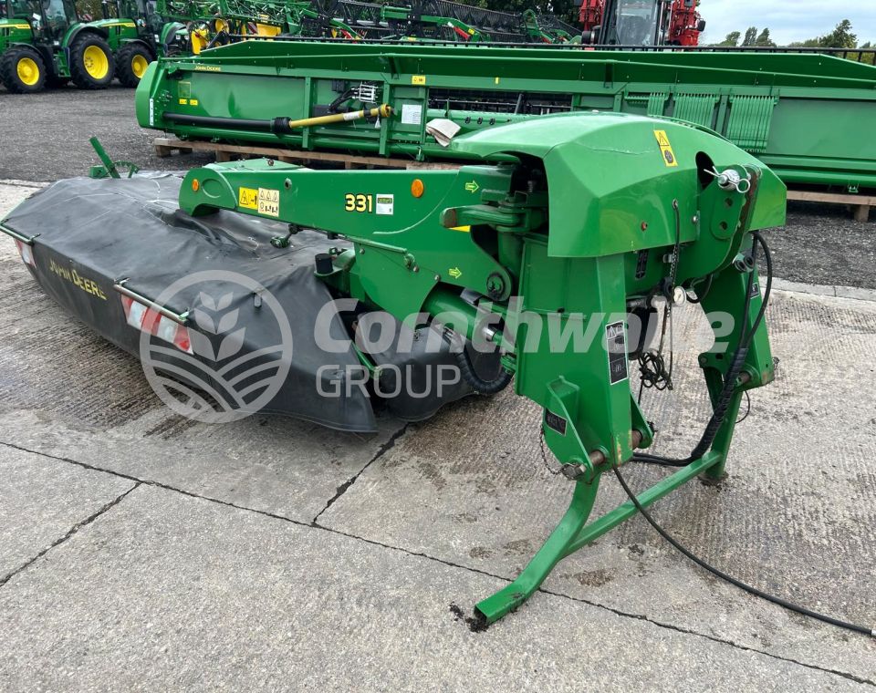 John Deere 331