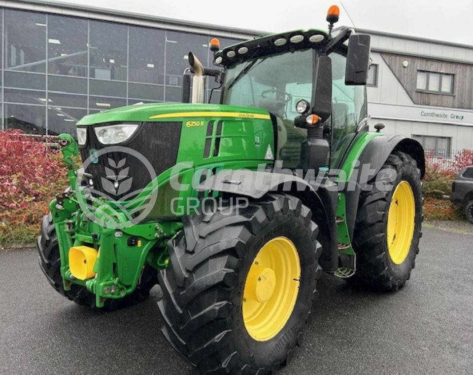 John Deere 6250R