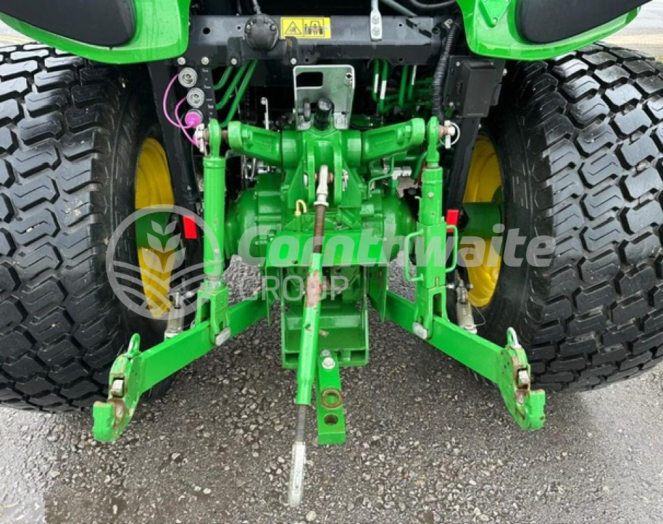John Deere 4066R