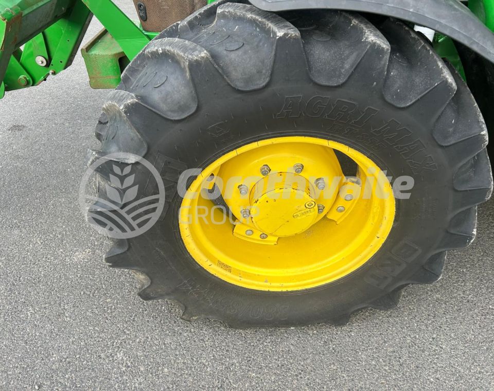 John Deere 5100R