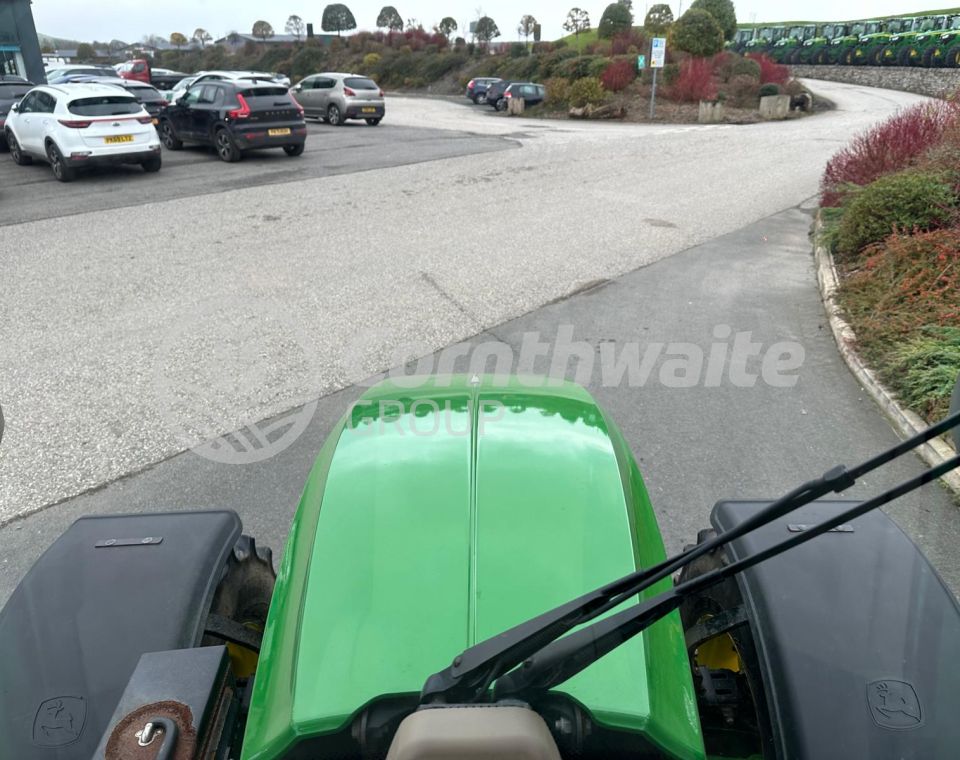 John Deere 5100R