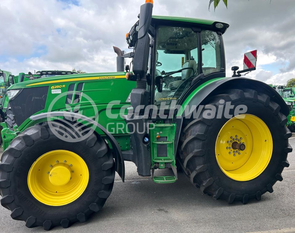 John Deere 6250R