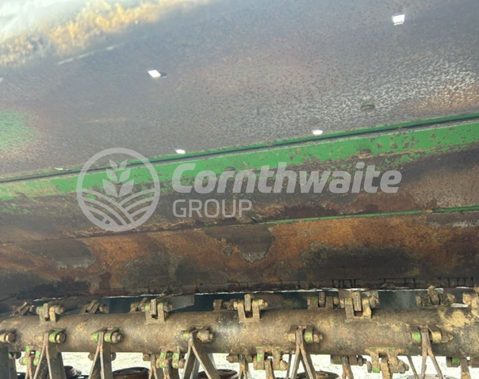 John Deere CC388