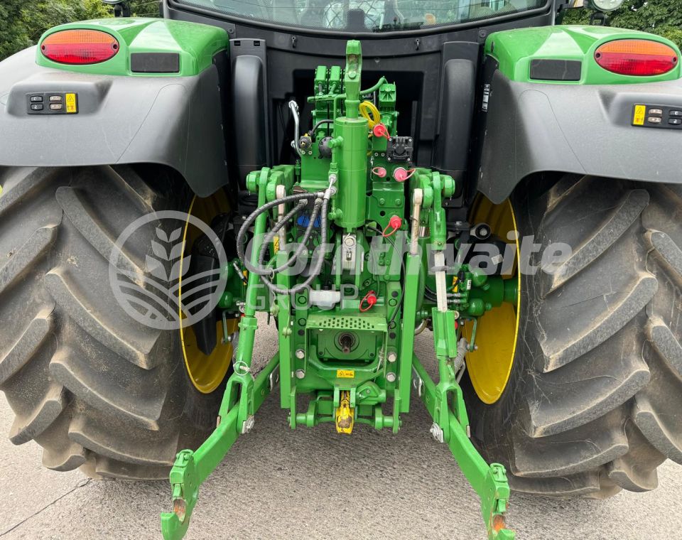 John Deere 6R 140