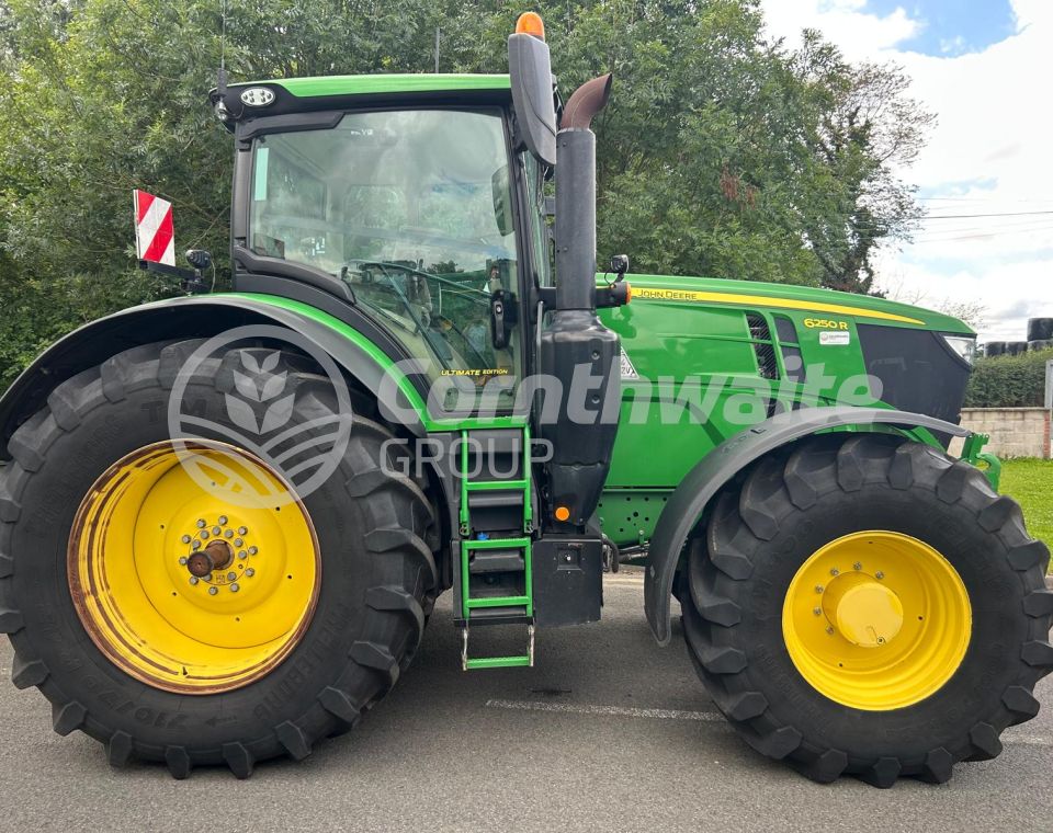 John Deere 6250R