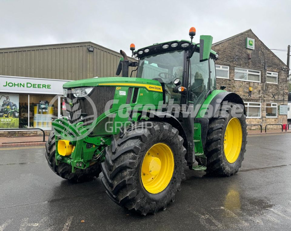John Deere 6R 215