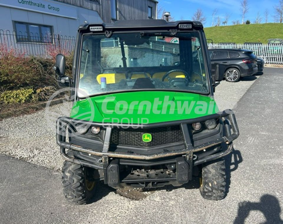 John Deere 865M