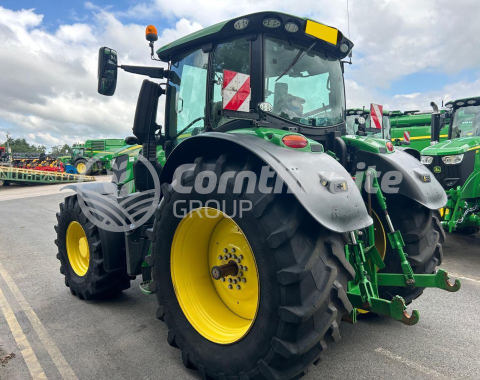 John Deere 6250R