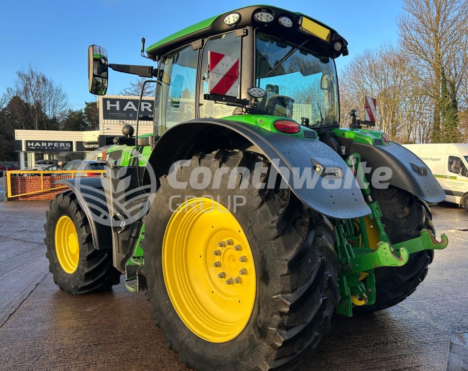 John Deere 6175R