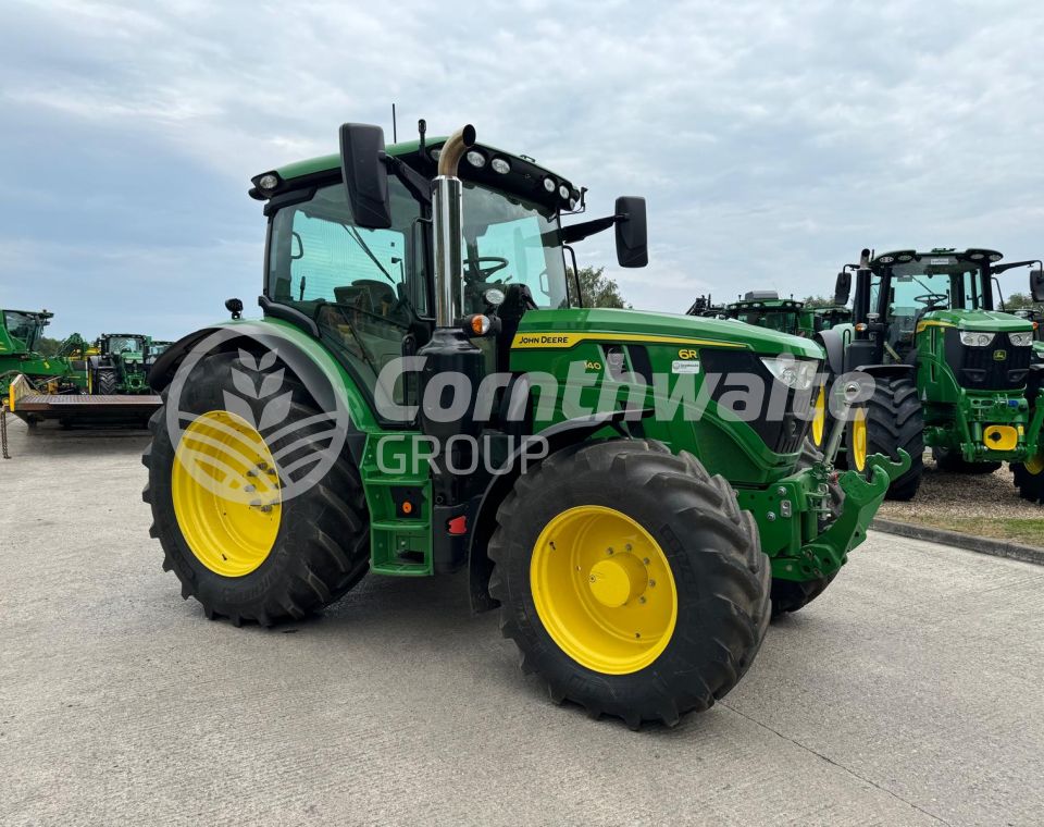 John Deere 6R 140