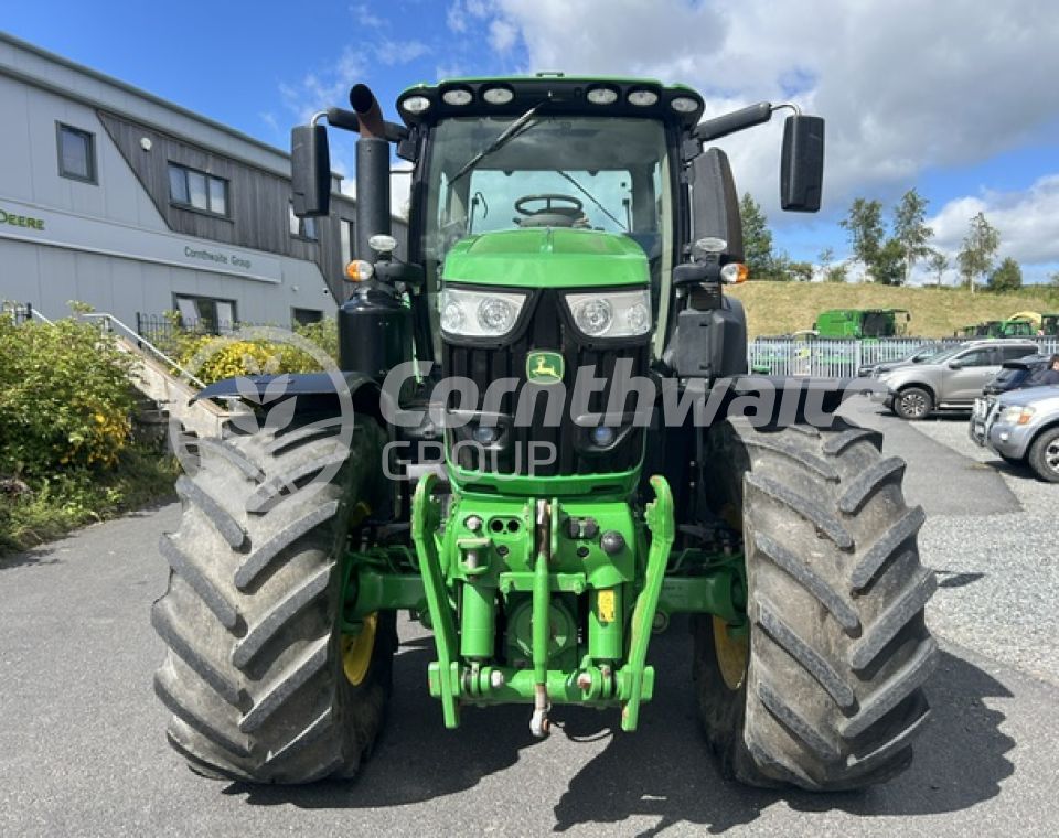 John Deere 6250R