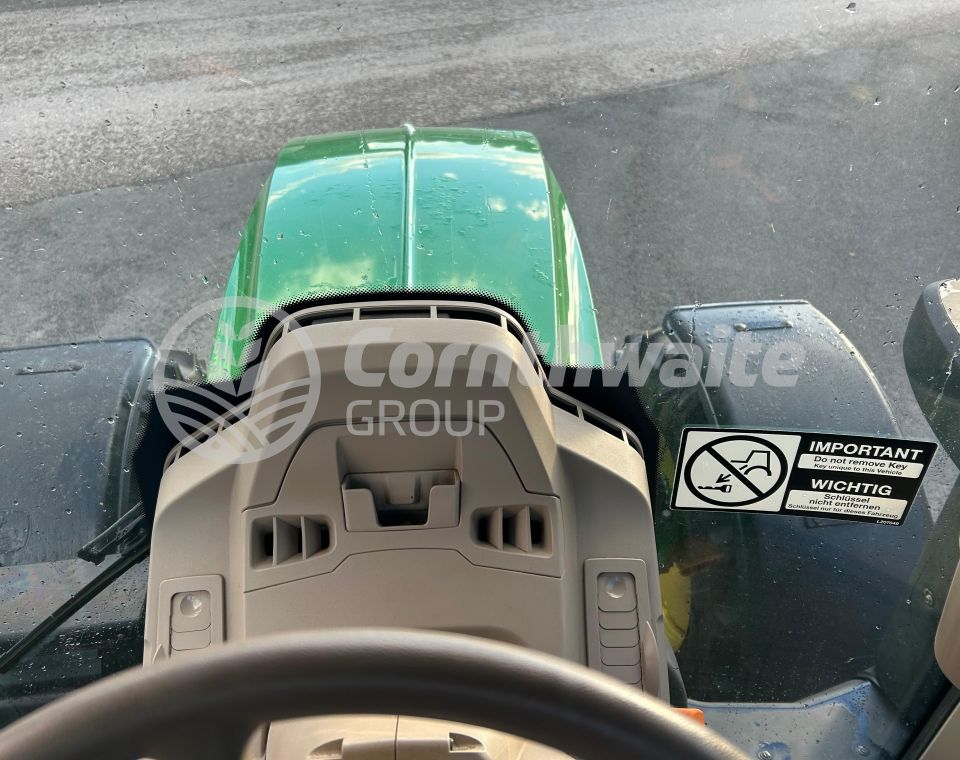 John Deere 6130M