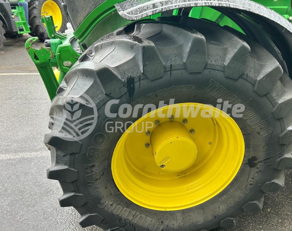 John Deere 6R 250