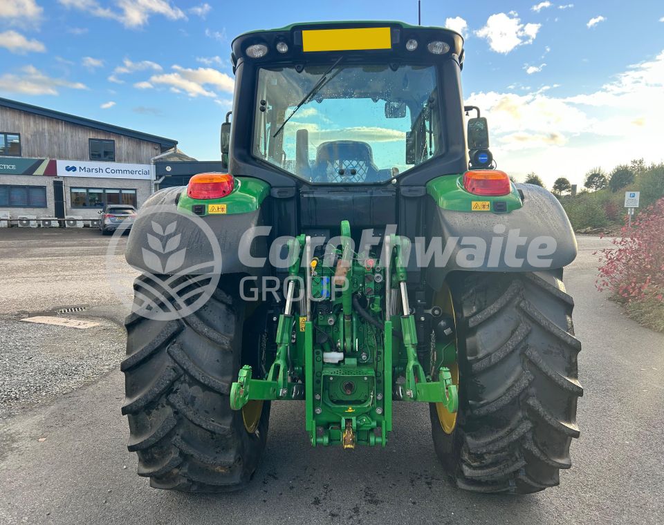John Deere 6130M