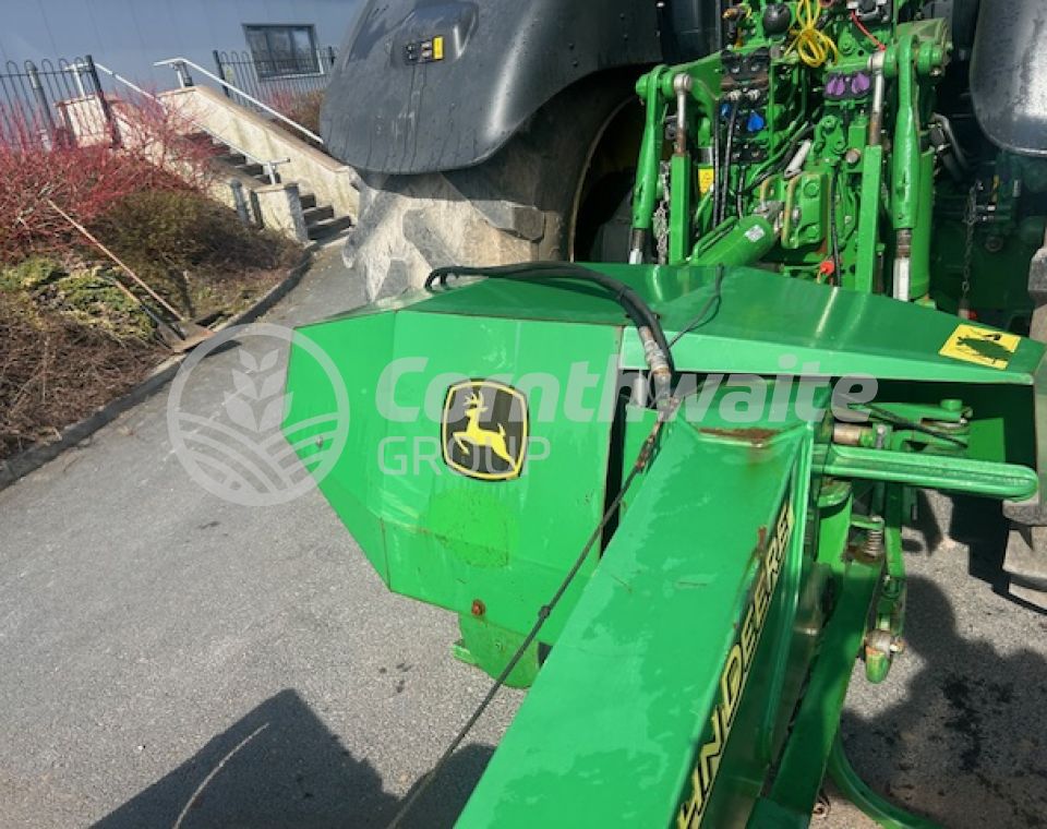 John Deere 328A