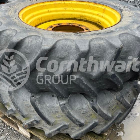 John Deere Row Crop Wheels 380/90R46 & 380/85R30 BKT tyres