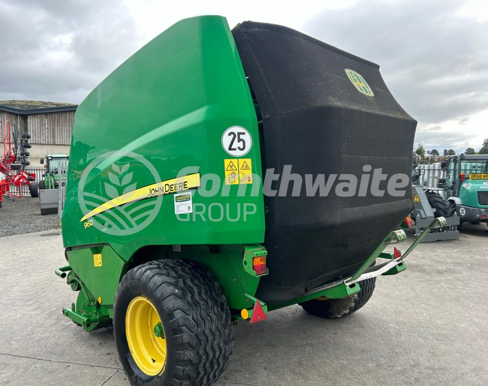 John Deere 960