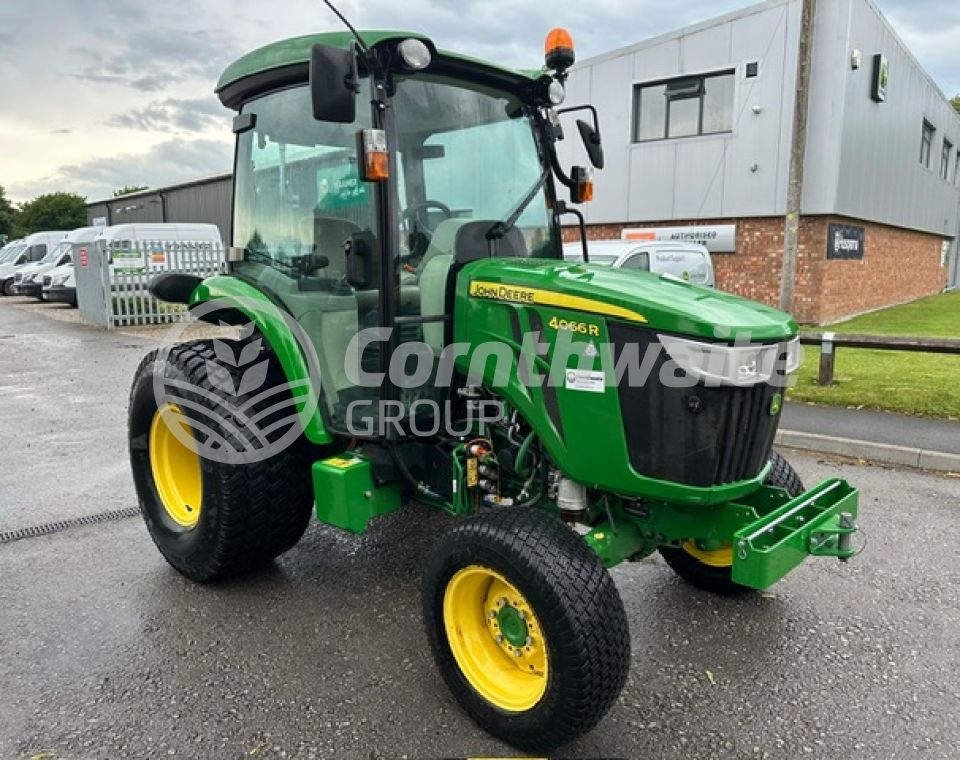 John Deere 4066R