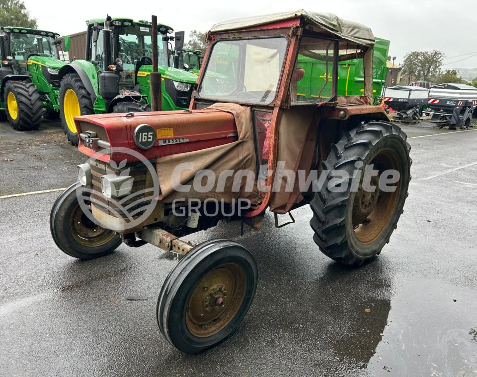 Massey Ferguson  165