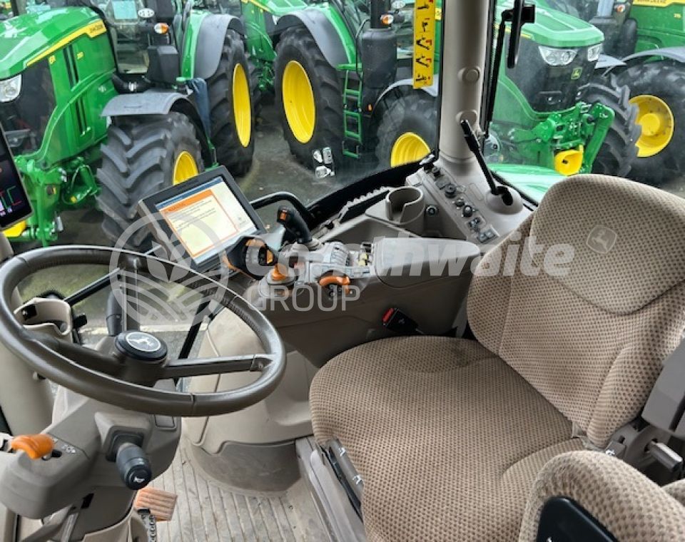 John Deere 6R 155