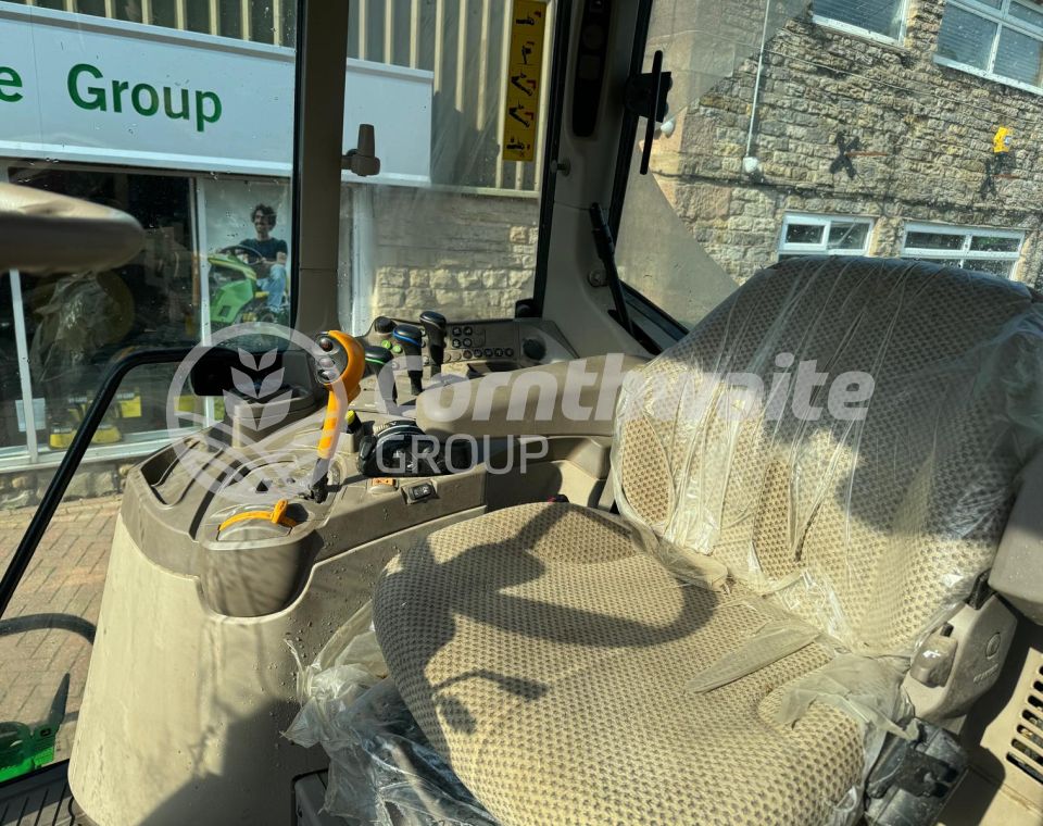 John Deere 6155M