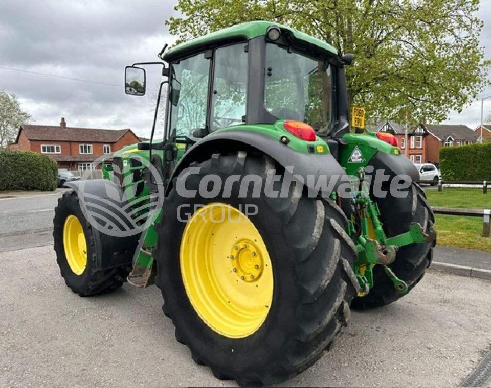 John Deere 6630