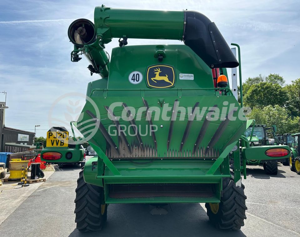 John Deere T560i