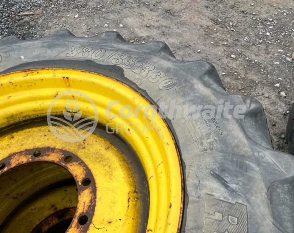 John Deere Row Crop Wheels 380/90R46 & 380/85R30 BKT tyres